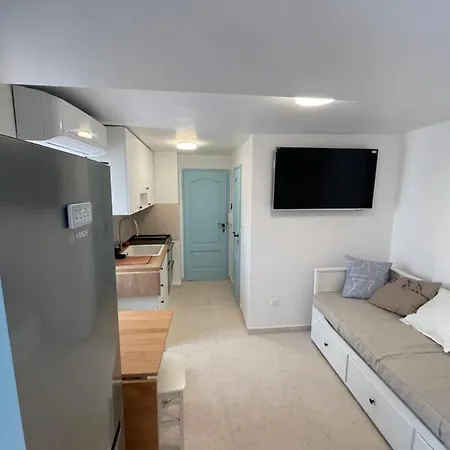 Riva House Tribunj Apartment *