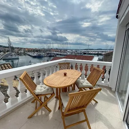 Riva House Tribunj