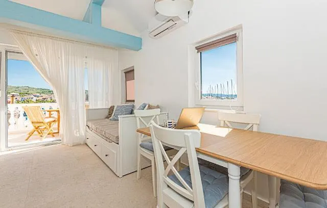 Riva House Tribunj Tribalj